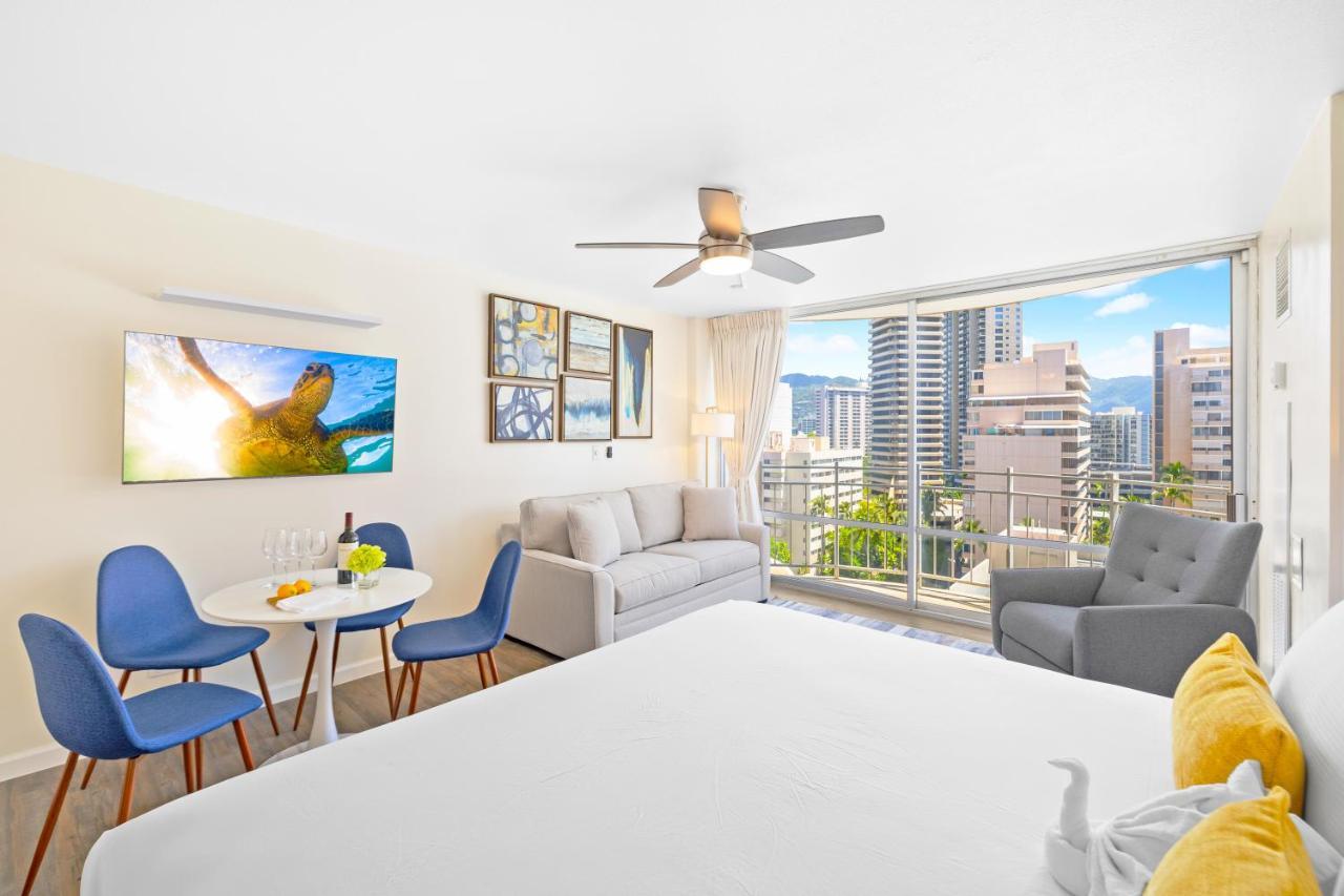 Newly Renovated Ilikai Marina Studio - Near Beach! Honolulu Exterior photo